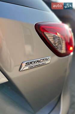 Внедорожник / Кроссовер Mazda CX-5 2012 в 