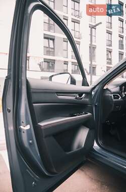 Внедорожник / Кроссовер Mazda CX-5 2022 в 