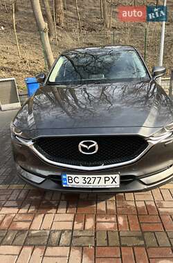 Внедорожник / Кроссовер Mazda CX-5 2017 в Киеве