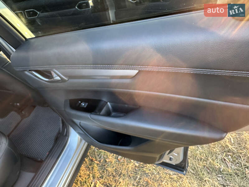 Внедорожник / Кроссовер Mazda CX-5 2022 в Полтаве