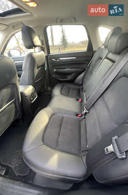 Позашляховик / Кросовер Mazda CX-5 2018 в 