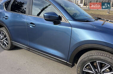 Позашляховик / Кросовер Mazda CX-5 2018 в 