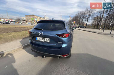 Позашляховик / Кросовер Mazda CX-5 2018 в 
