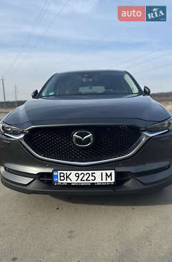 Внедорожник / Кроссовер Mazda CX-5 2017 в Костополе