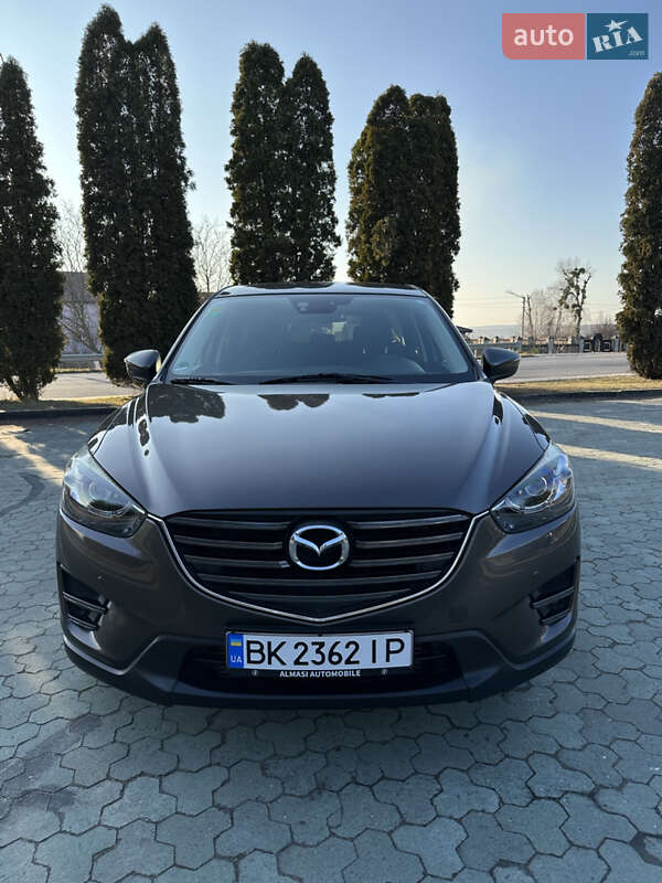 Внедорожник / Кроссовер Mazda CX-5 2016 в Дубно