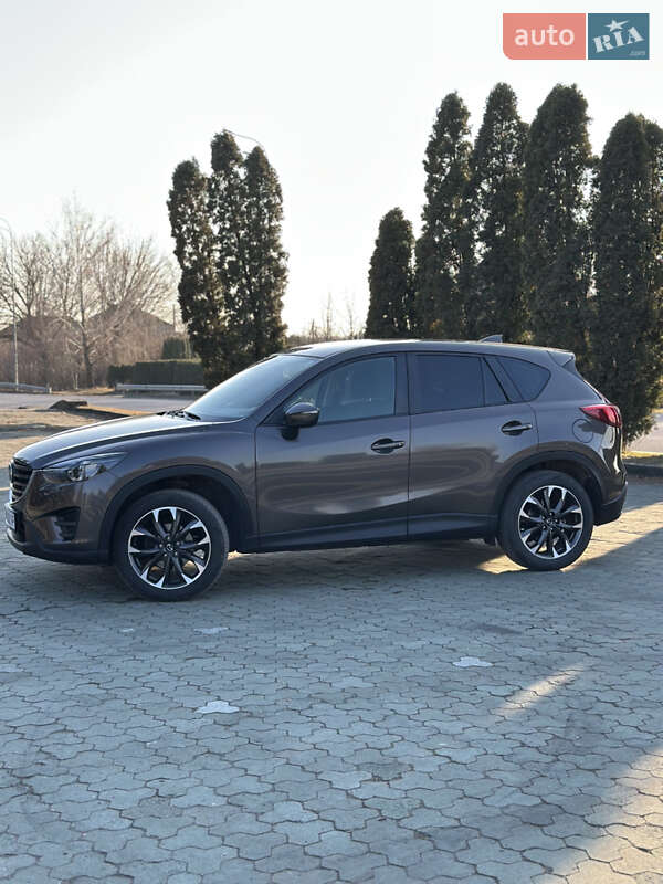 Внедорожник / Кроссовер Mazda CX-5 2016 в Дубно