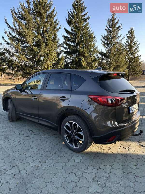 Внедорожник / Кроссовер Mazda CX-5 2016 в Дубно