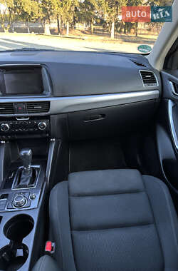 Внедорожник / Кроссовер Mazda CX-5 2016 в 