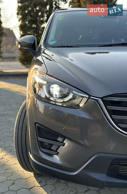Внедорожник / Кроссовер Mazda CX-5 2016 в 