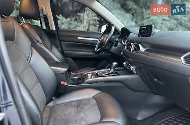 Позашляховик / Кросовер Mazda CX-5 2018 в 