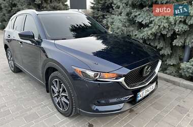 Позашляховик / Кросовер Mazda CX-5 2018 в 