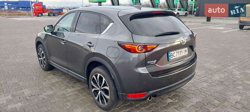 Внедорожник / Кроссовер Mazda CX-5 2017 в Стрые