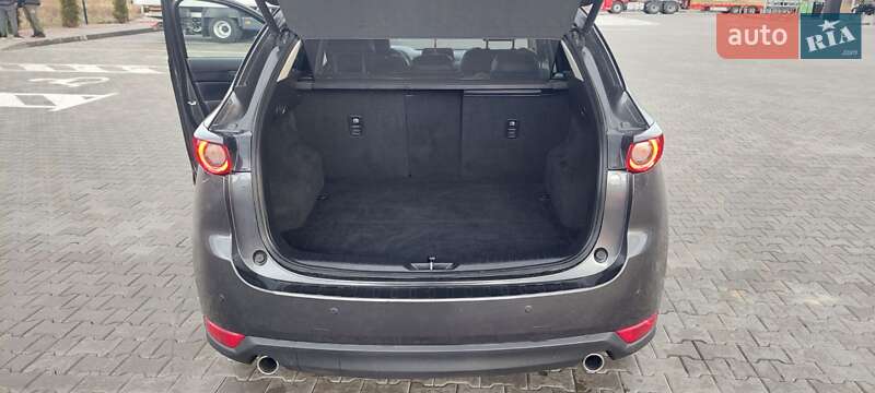 Внедорожник / Кроссовер Mazda CX-5 2017 в Стрые