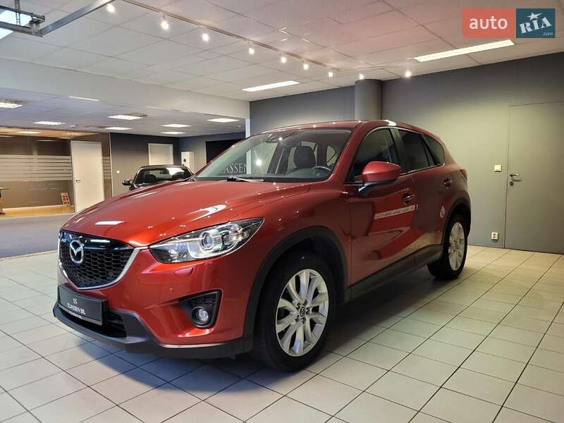 Позашляховик / Кросовер Mazda CX-5 2012 в 