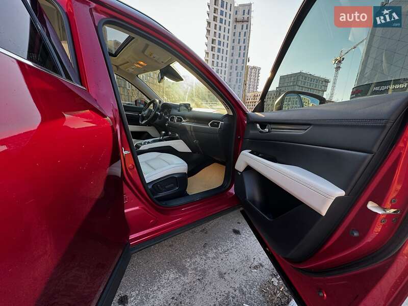 Внедорожник / Кроссовер Mazda CX-5 2018 в Киеве