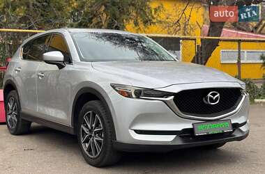 Позашляховик / Кросовер Mazda CX-5 2017 в 