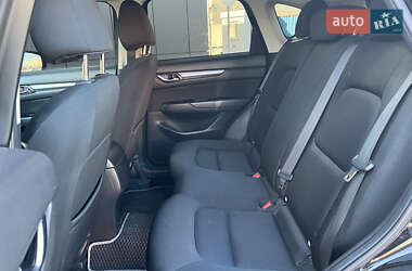 Позашляховик / Кросовер Mazda CX-5 2018 в 