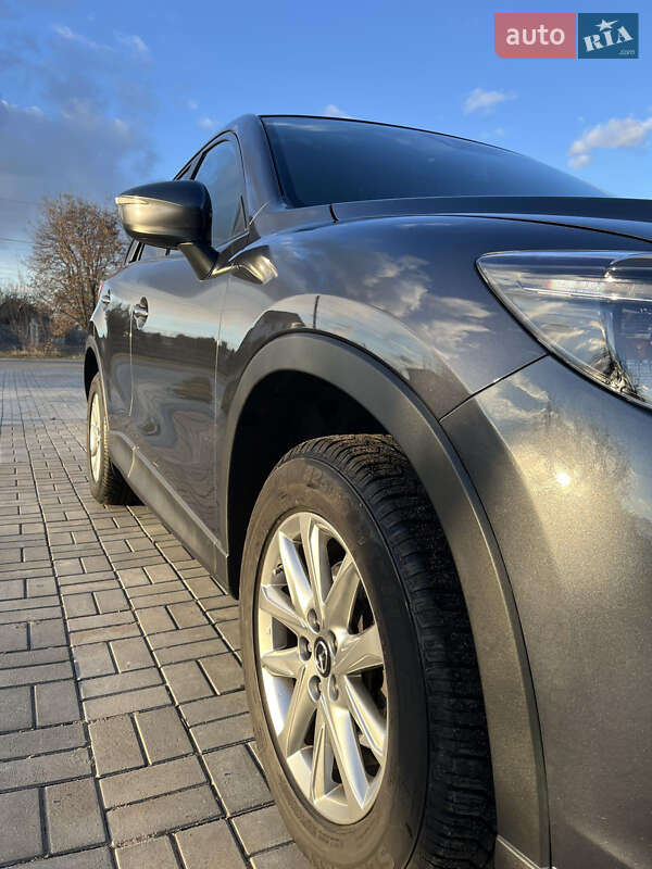 Внедорожник / Кроссовер Mazda CX-5 2016 в Хороле