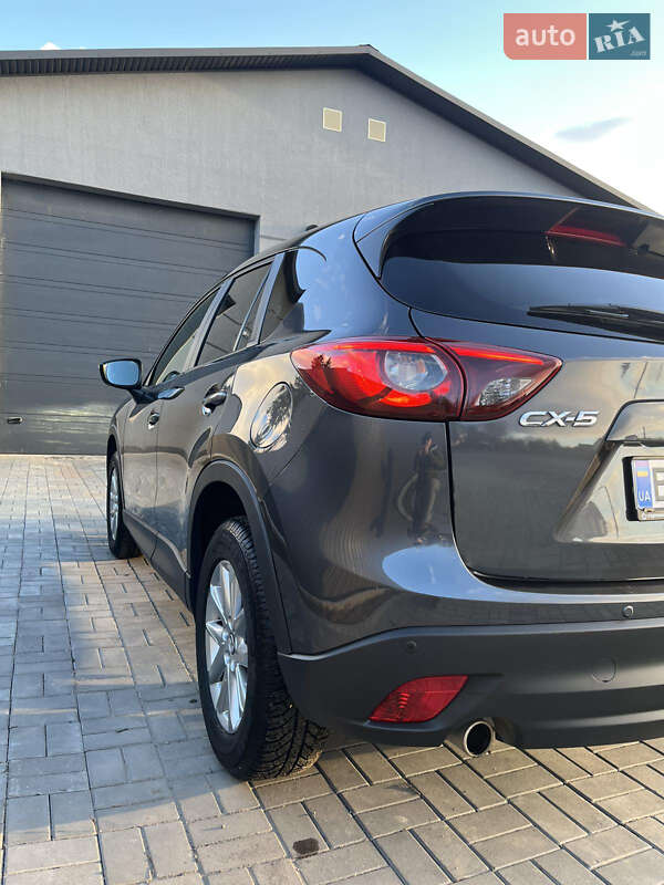 Внедорожник / Кроссовер Mazda CX-5 2016 в Хороле