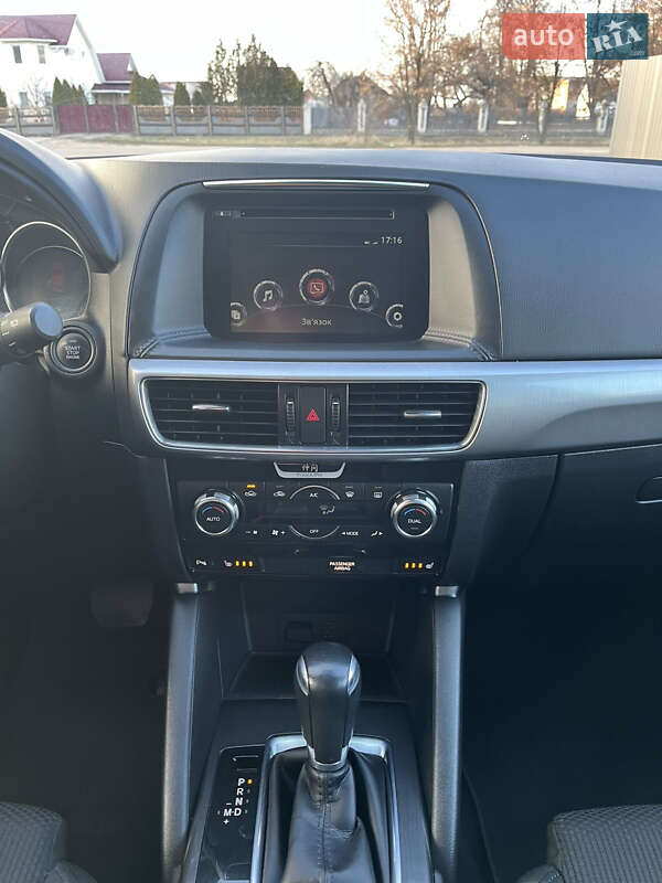 Внедорожник / Кроссовер Mazda CX-5 2016 в Хороле