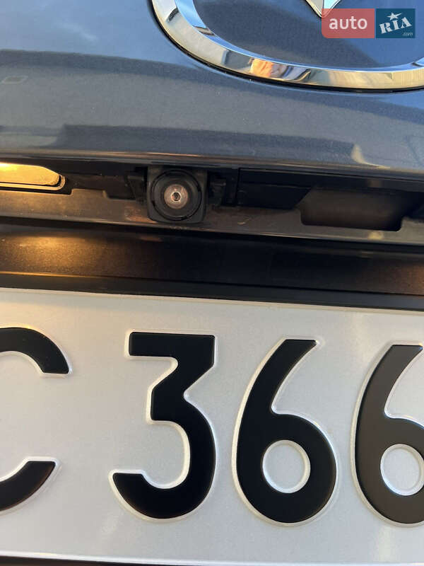 Внедорожник / Кроссовер Mazda CX-5 2016 в Хороле