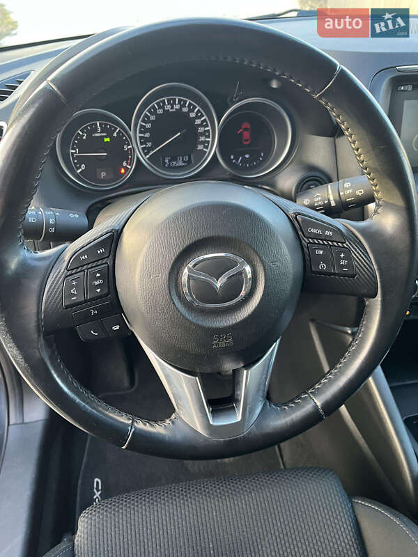 Внедорожник / Кроссовер Mazda CX-5 2016 в Хороле