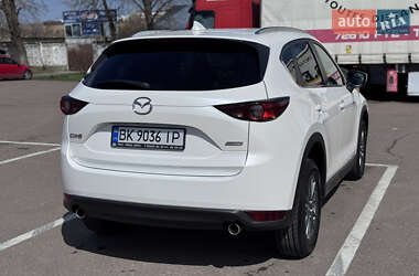 Внедорожник / Кроссовер Mazda CX-5 2018 в 