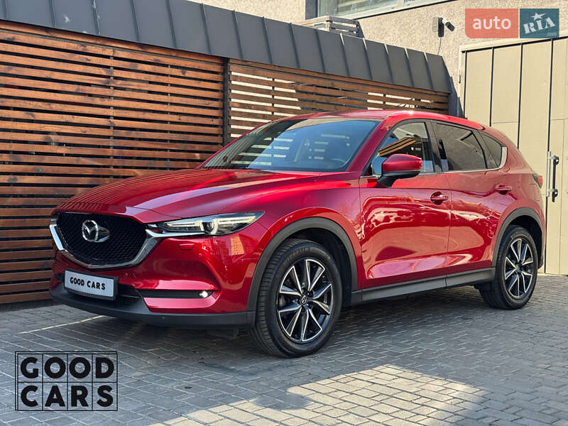 Позашляховик / Кросовер Mazda CX-5 2017 в 