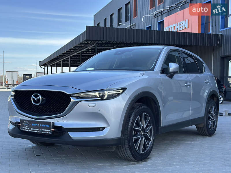 Позашляховик / Кросовер Mazda CX-5 2018 в 