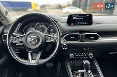 Позашляховик / Кросовер Mazda CX-5 2018 в 