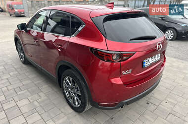 Позашляховик / Кросовер Mazda CX-5 2021 в 