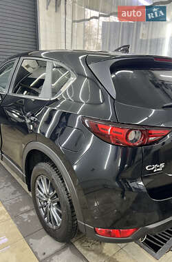 Внедорожник / Кроссовер Mazda CX-5 2021 в 