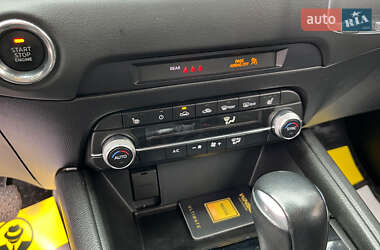 Позашляховик / Кросовер Mazda CX-5 2020 в 