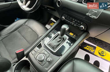 Позашляховик / Кросовер Mazda CX-5 2020 в 