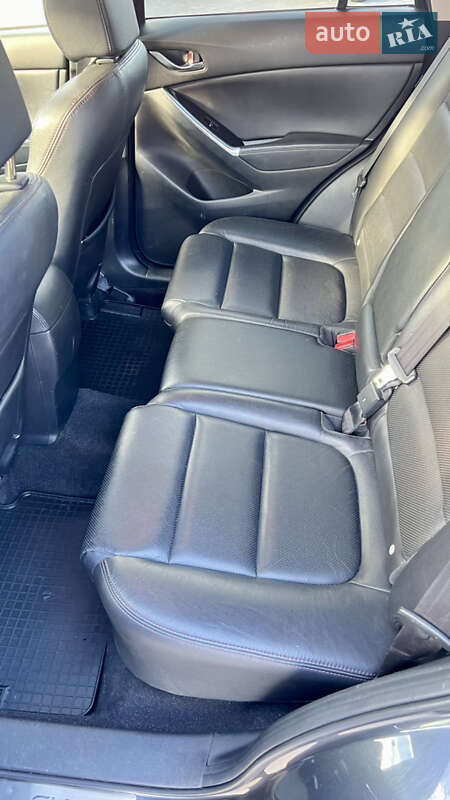 Внедорожник / Кроссовер Mazda CX-5 2016 в Киеве