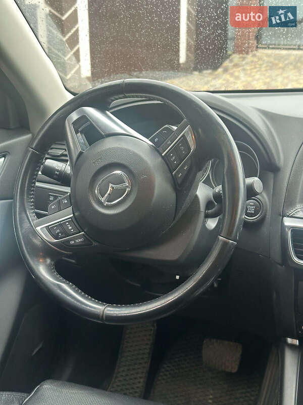 Внедорожник / Кроссовер Mazda CX-5 2015 в Кицмани