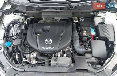 Внедорожник / Кроссовер Mazda CX-5 2016 в 