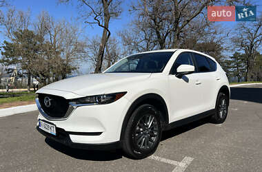 Внедорожник / Кроссовер Mazda CX-5 2017 в 