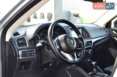 Позашляховик / Кросовер Mazda CX-5 2016 в 