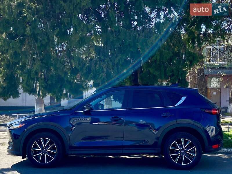Позашляховик / Кросовер Mazda CX-5 2017 в Миколаєві