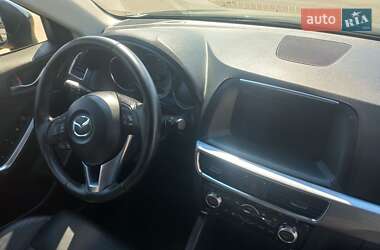 Позашляховик / Кросовер Mazda CX-5 2015 в 