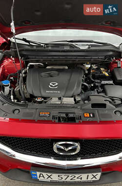 Внедорожник / Кроссовер Mazda CX-5 2020 в 