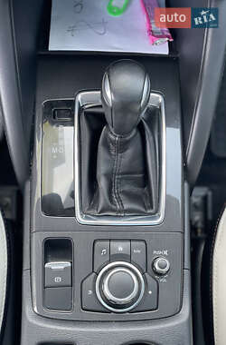 Внедорожник / Кроссовер Mazda CX-5 2016 в 
