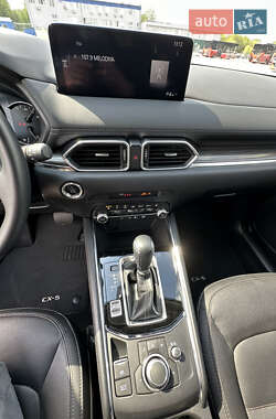Позашляховик / Кросовер Mazda CX-5 2022 в 
