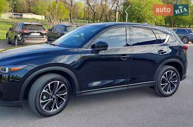 Внедорожник / Кроссовер Mazda CX-5 2023 в 