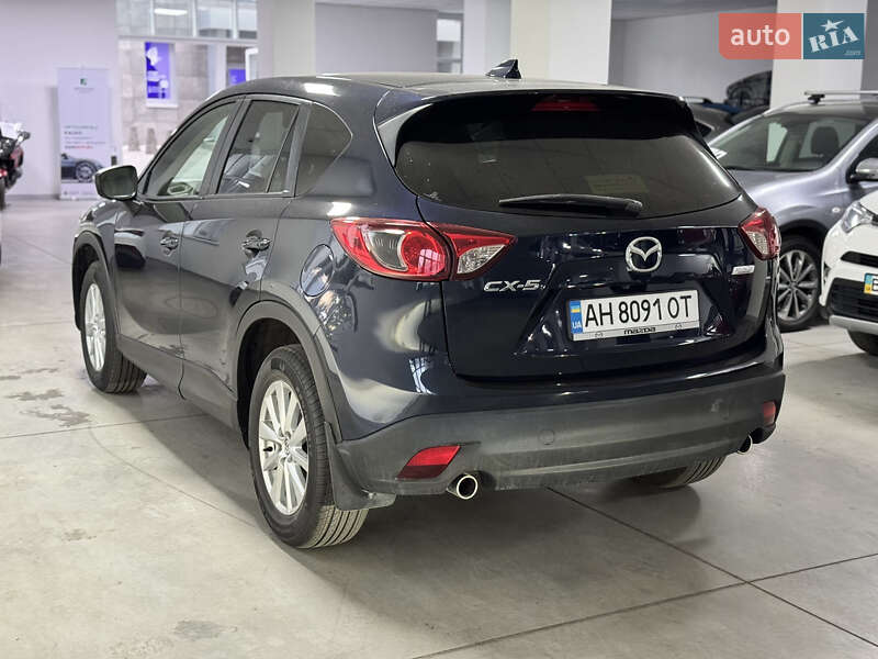 Внедорожник / Кроссовер Mazda CX-5 2016 в Полтаве