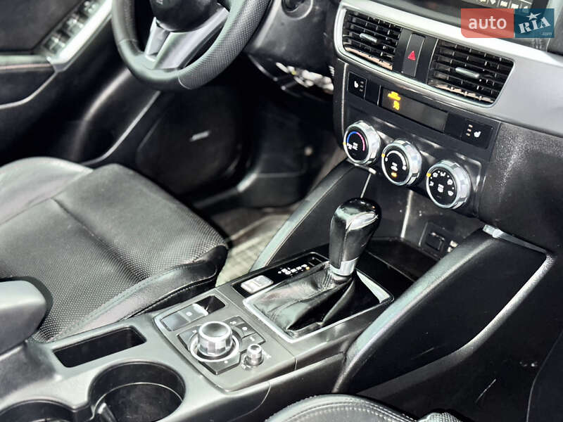 Внедорожник / Кроссовер Mazda CX-5 2016 в Полтаве
