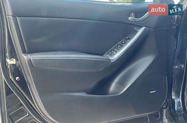 Позашляховик / Кросовер Mazda CX-5 2012 в 
