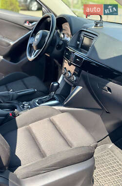 Позашляховик / Кросовер Mazda CX-5 2014 в 
