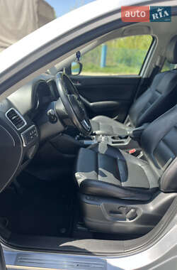 Внедорожник / Кроссовер Mazda CX-5 2015 в 